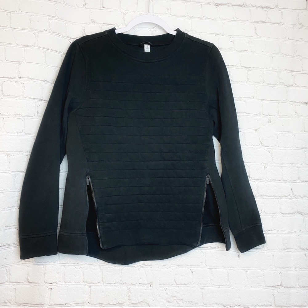 Lululemon Black Pullover sweatshirt w/Side zippers